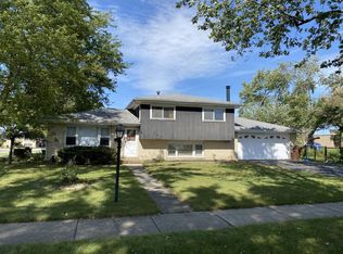 16425 Laura Ln, Oak Forest, IL