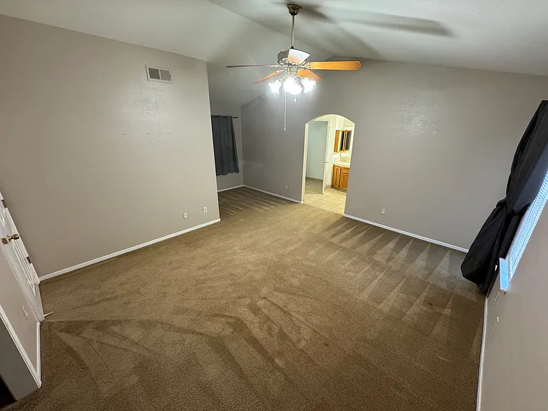 8357 N Barton Ave — Photo 8