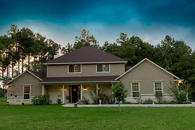 1st image of 64 Tanglewood Dr