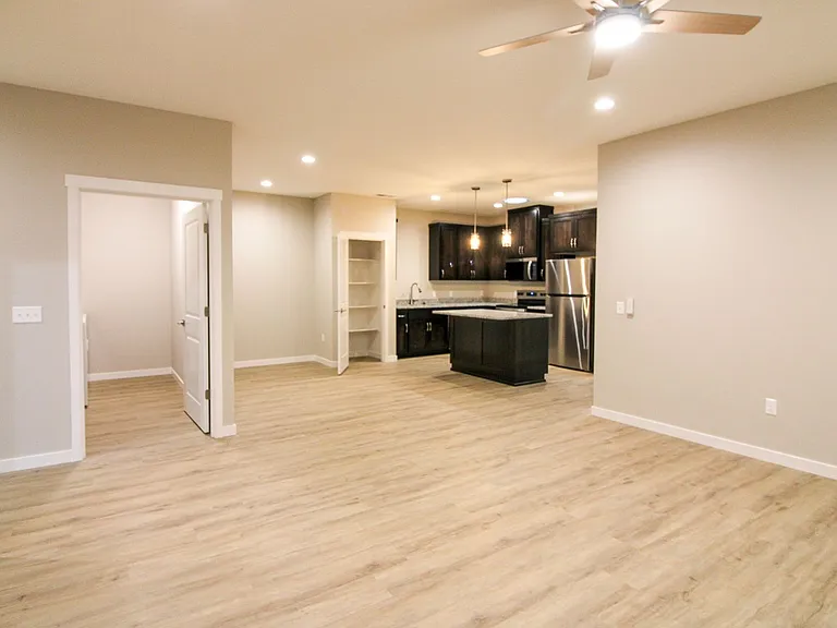 5534-5564 Skyline Rd S — Photo 95