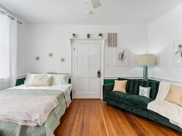 512 Caroline St #1 — Photo 6