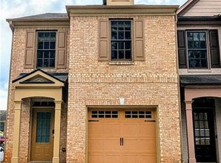 300 Knelston Oak Dr, Suwanee, GA 30024