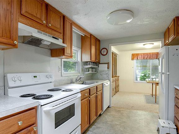 2nd image of 525/128 Riverleigh Ave
