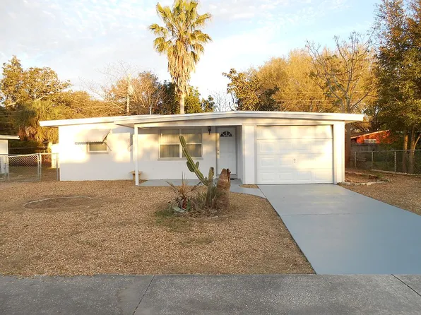 1922 Harpoon Dr, Holiday, FL 34690