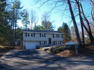 5 Country Rd, Derry, NH 03038