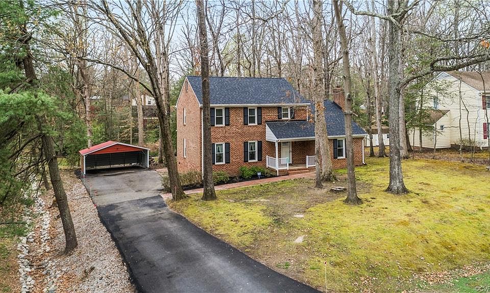 1st image of 490 Comstock Dr