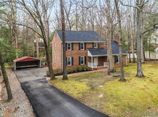 490 Comstock Dr, North Chesterfield, VA 23236