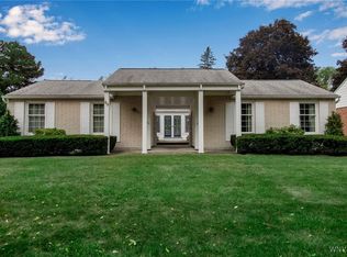 40 Lakewood Pkwy, Amherst, NY 14226