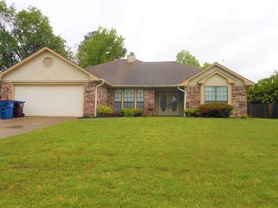 8700 Skypark Dr, Fort Smith, AR, 72903