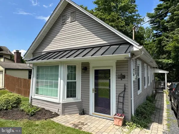 146 Washington St, Rocky Hill, NJ 08553