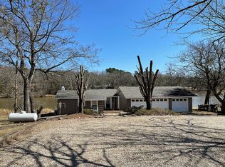 1043 Noble Acres Rd, Fort Towson, OK 74735