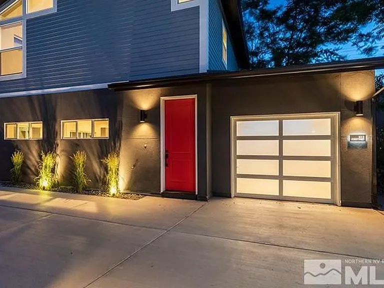 809 Forest St — Photo 5