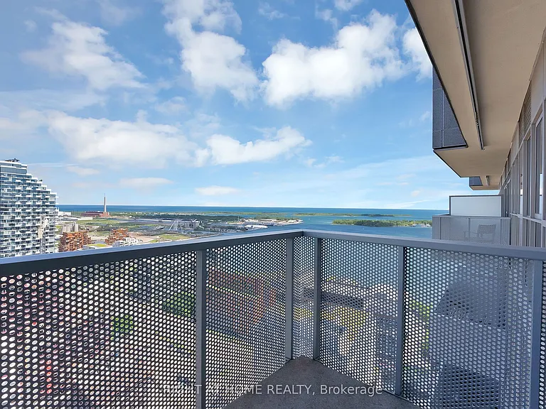 20 Richardson St #11 — Photo 22