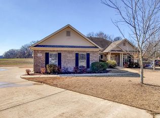 108 Misty Creek Cir, Meridianville, AL 35759