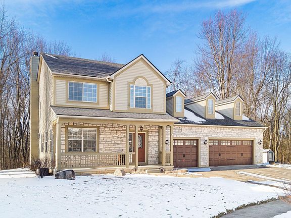 3rd image of 6400 Gossamer Ct