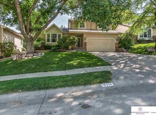 15336 Bemis St, Omaha, NE 68154