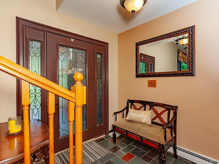 15 Cindy Ln — Photo 4