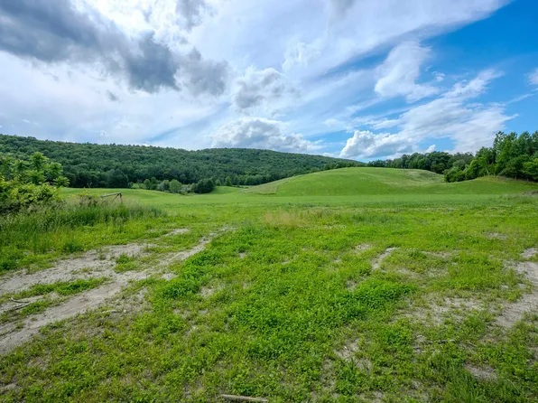 1 US Route 5 Road, Hartland, VT 05048