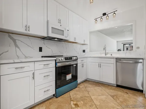 3525 Lebon Dr Unit 209, San Diego, CA 92122