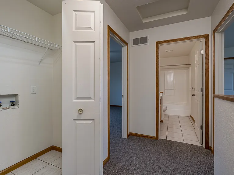 1085 Alpine Way #1085 — Photo 8