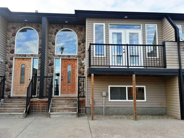 762 S Heritage Blvd W #7, Lethbridge, AB T1K 0W1