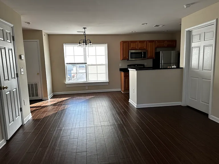 102 Rai Ct — Photo 9