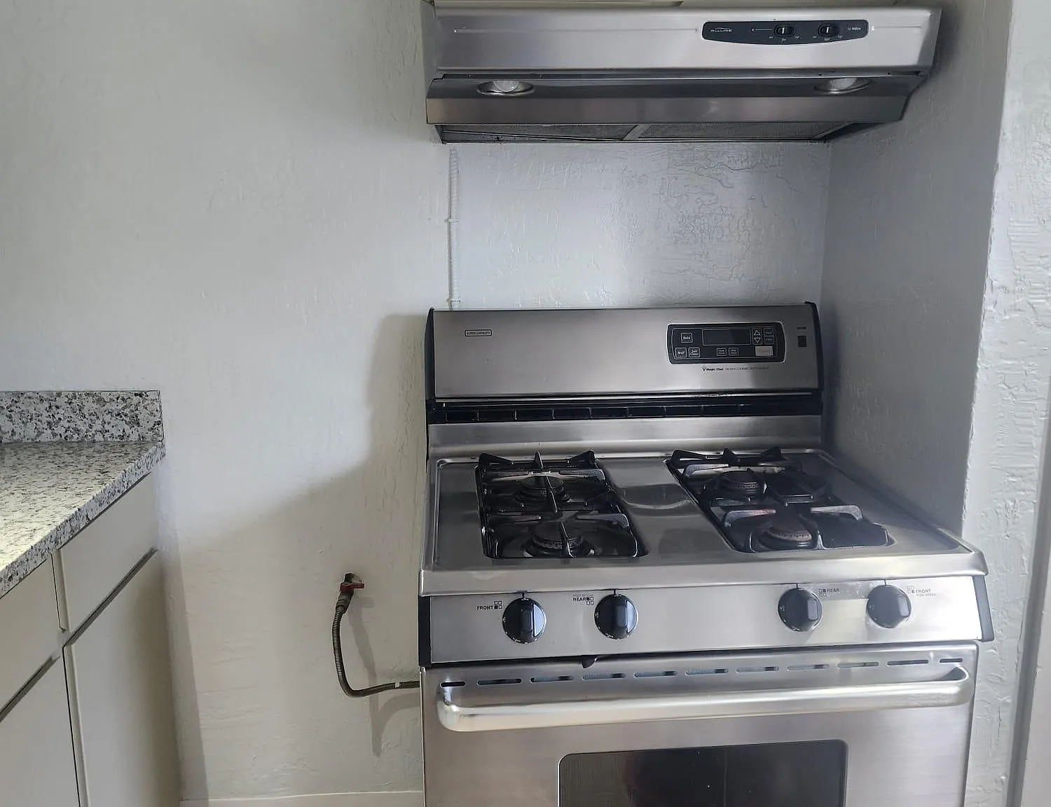 1 bed, $1,695 — Photo 2