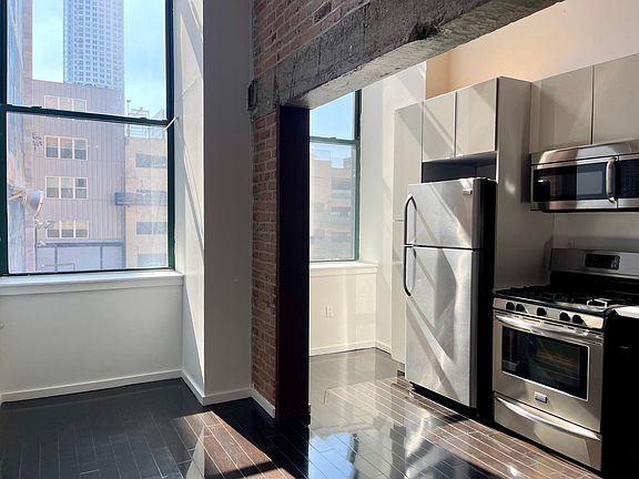 4th image of 728 Market St #206