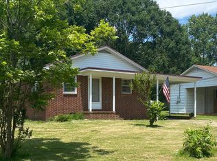 1707 Holly St, Corinth, MS 38834