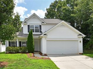 1230 Folkstone Ridge Ln, Winston Salem, NC 27127