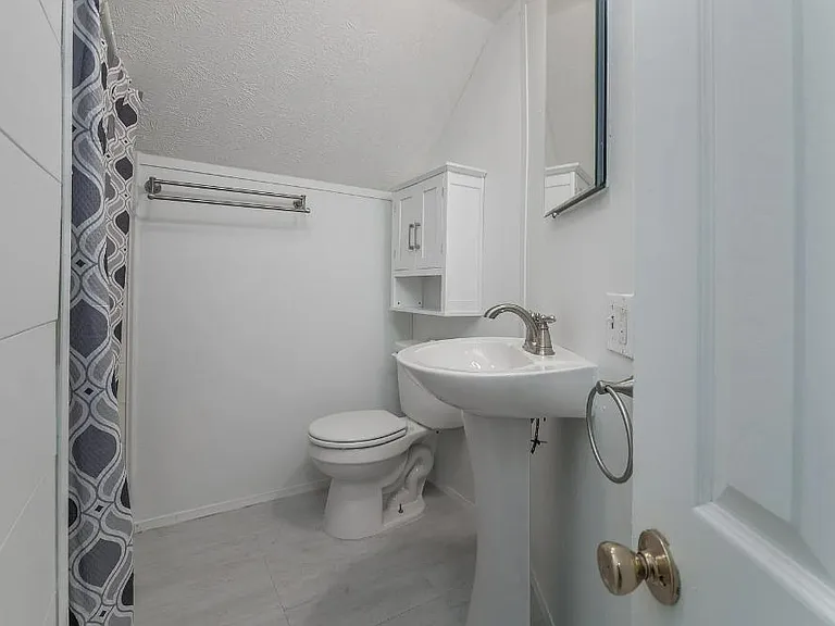120 Cedar St — Photo 12
