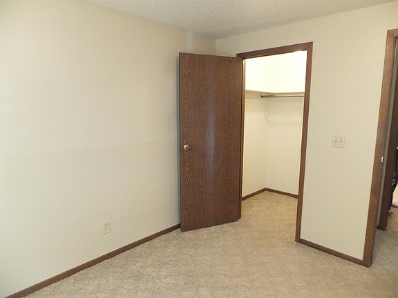 5th image of 402 W Arbor Ave APT 12