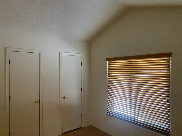 1908 Christine Ct — Photo 4