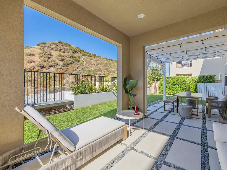 19212 Blackthorn Dr — Photo 54
