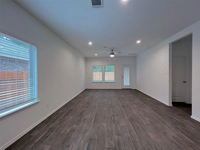 14918 Cypress Hollow Dr — Photo 12