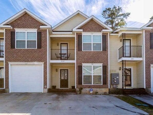 2032 Reserve Ln