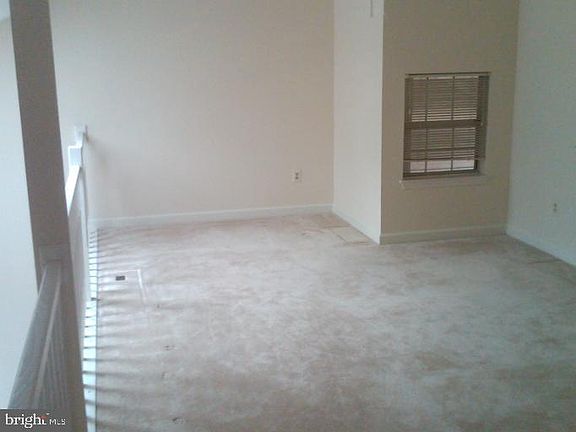 2nd image of 5913 Barbados Pl APT 202