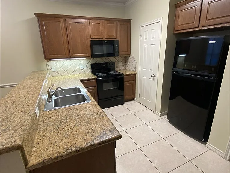 119 Forest Dr — Photo 5