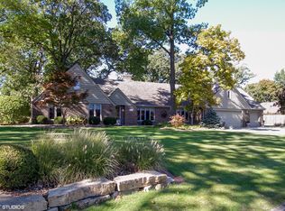 2626 Hickory Dr, Dyer, IN 46311