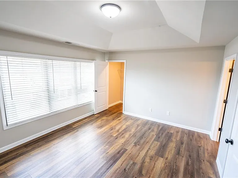 3657 Princeton Ave — Photo 15
