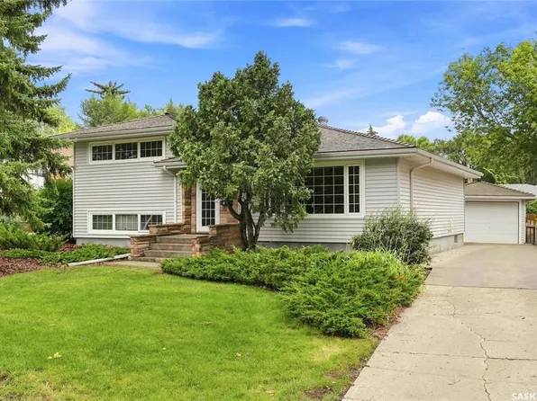 9 Dunn Pl, Regina, SK S4S 4J4