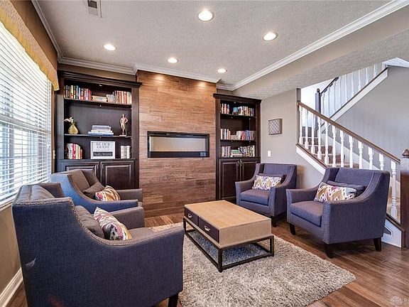 5th image of 2604 Sunset Maple Dr