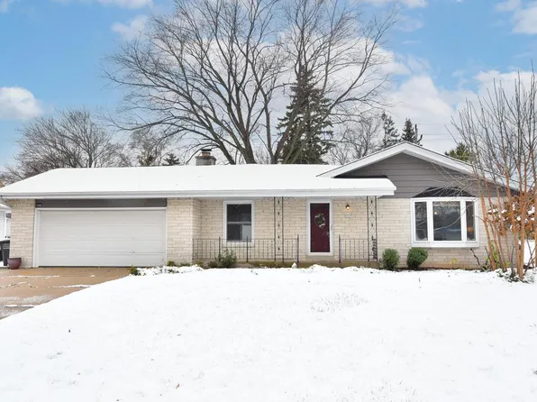 6225 South 38th STREET, Greenfield, WI 53221