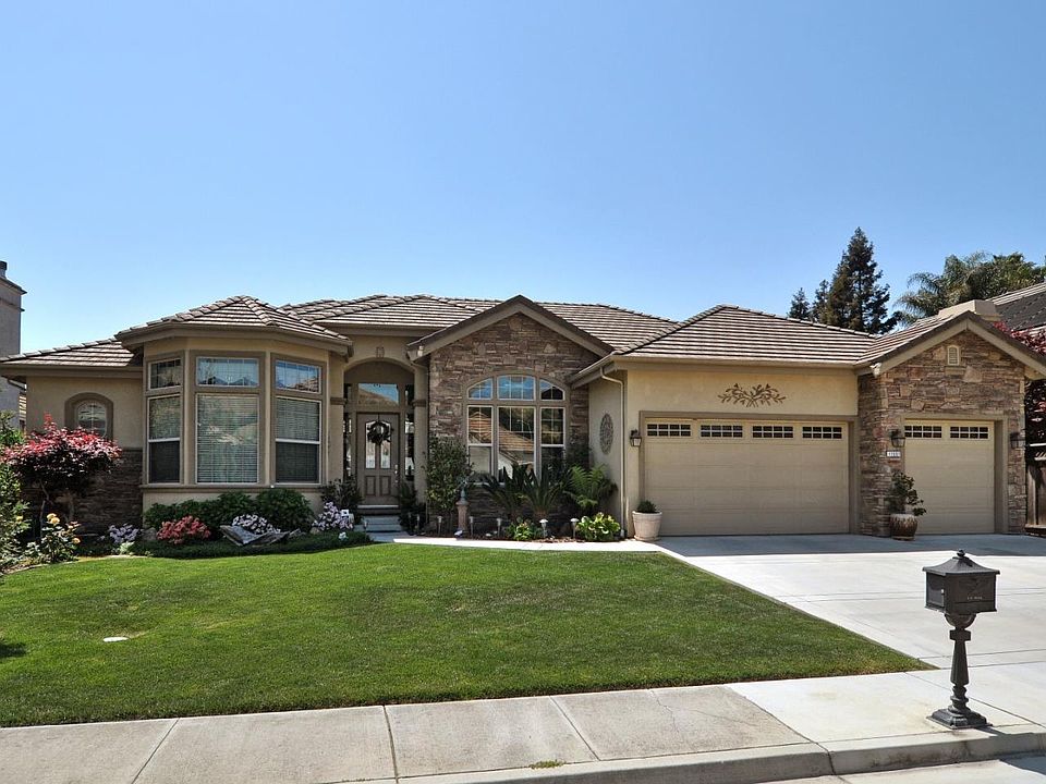 1st image of 17237 Sandalwood Way