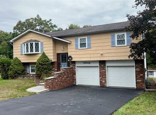 20 Jones Drive, Highland Mills, NY 10930