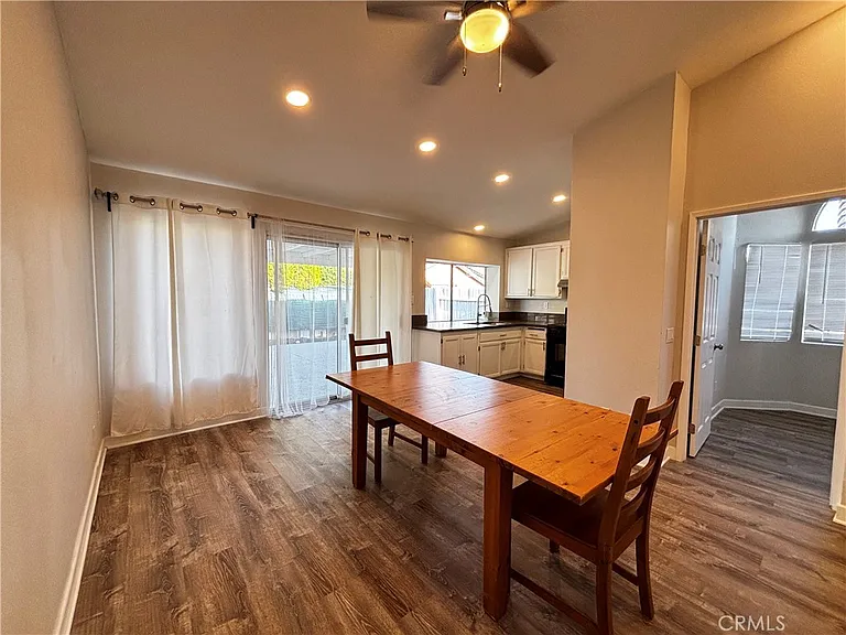 14890 Lavender Ln — Photo 3
