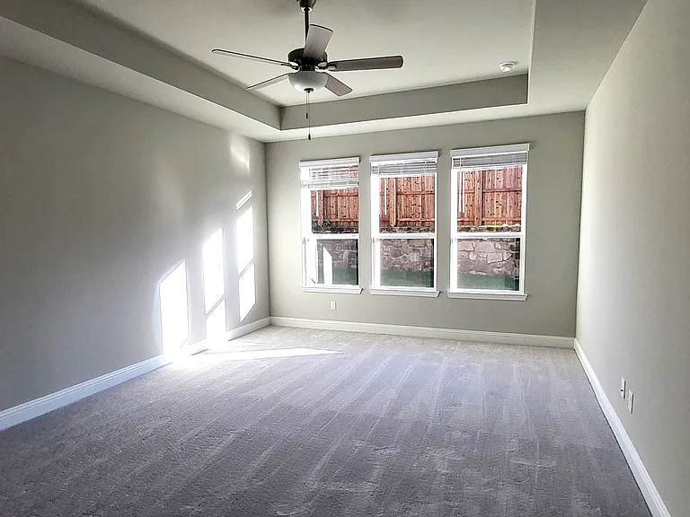 1508 Hamlisch Ave — Photo 12