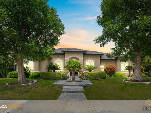 12700 Thornwood Dr, Bakersfield, CA 93311