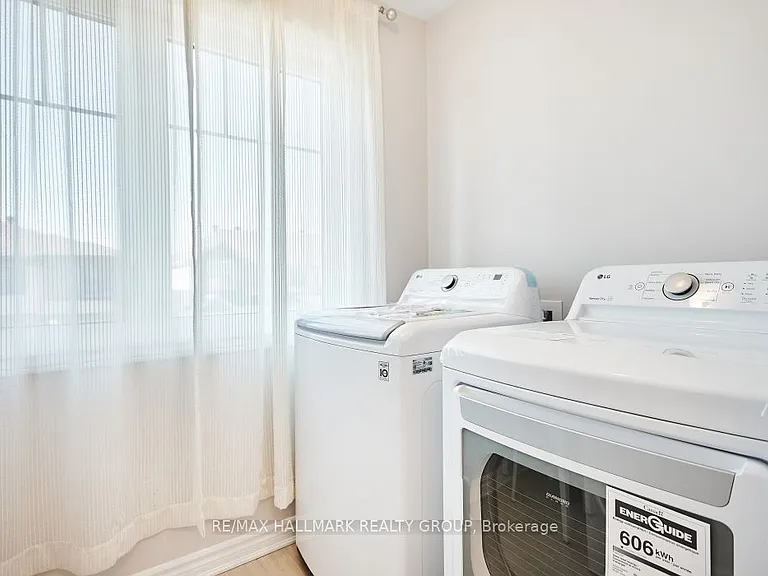 221 Merak Way — Photo 31