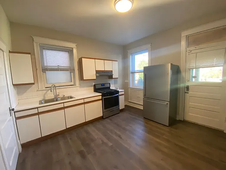 6027 McPherson Ave #1 — Photo 5